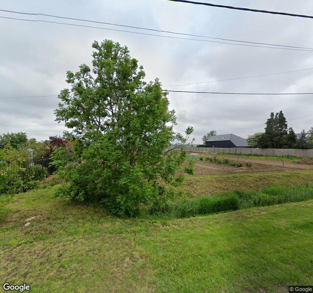 Approved 3-unit residential site in Weston Hills, near Spalding